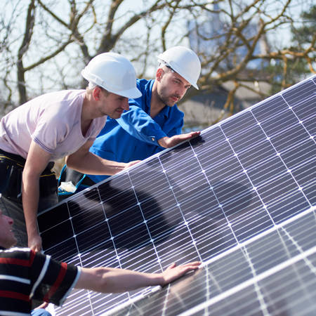 Technisch medewerkers werken effectief samen in een team