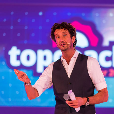 Al 7 jaar Topcoach van het jaar verkiezingen - Sportjournalist Jan Joost van Gangelen presenteert Topcoach van het jaar 2018